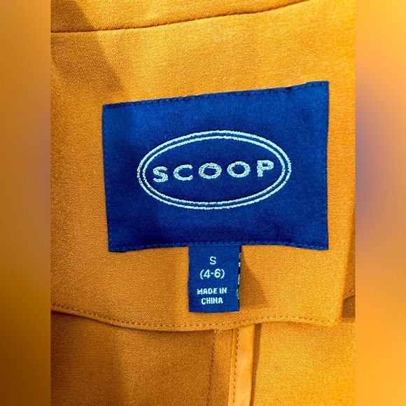 Scoop Side Belt Blazer Size Small - Picture 4 of 5